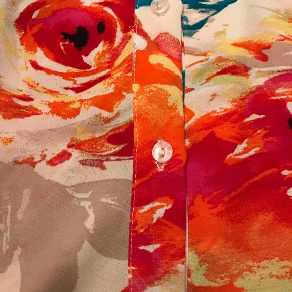 Flowered blouse - Picture 5 of 5